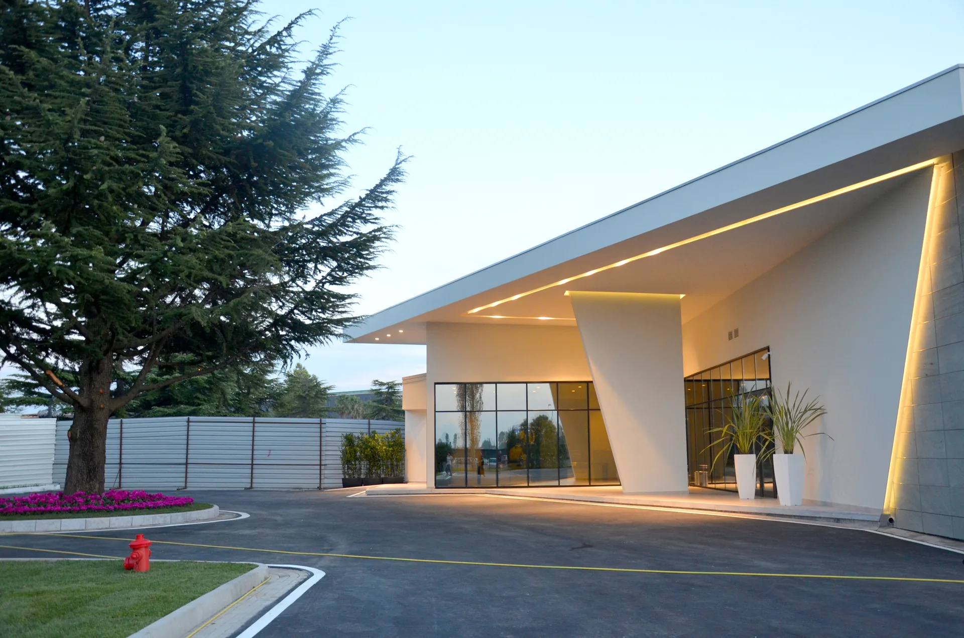 Lounge Marubi – Aeroporti Nënë Tereza